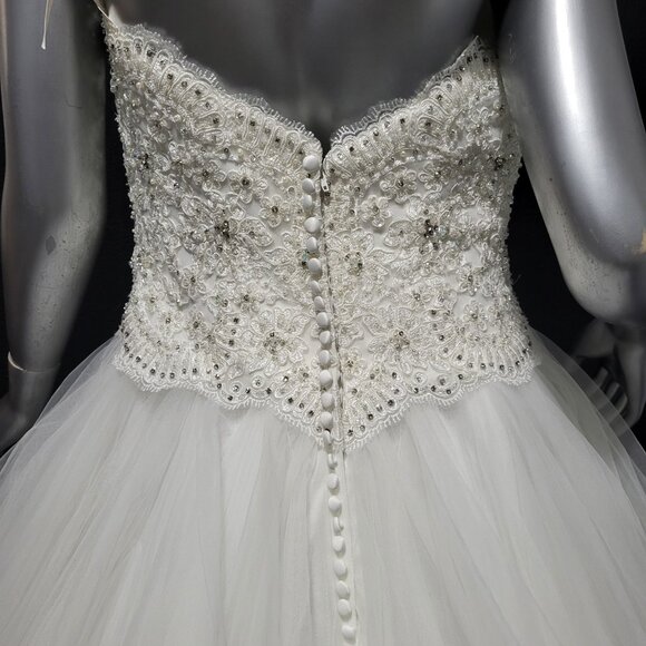 NWT~$2250~MORILEE~6/8~IVORY EMBELLISHED STRAPLESS FIT & FLARE WEDDING DRESS - Picture 13 of 16